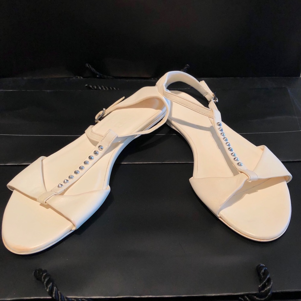 White Leather Burberry Flat Sandals NWOB sz 37